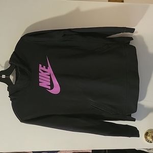 Nike hoodie, size XL in girls